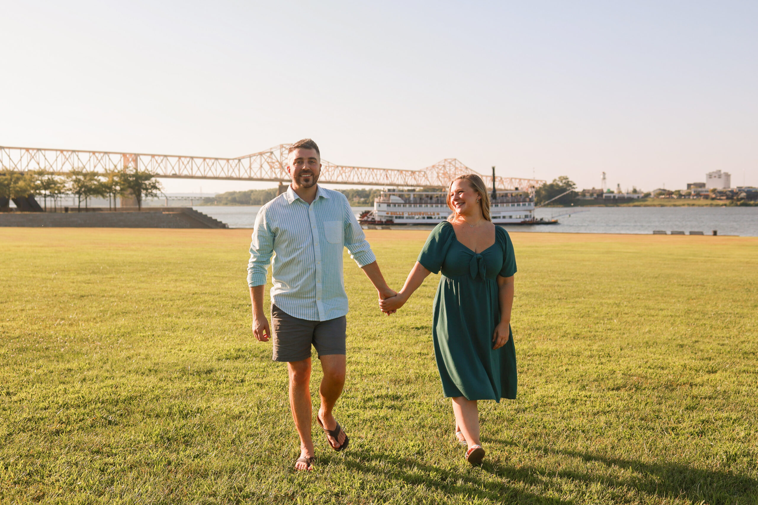 Louisville Kentucky engagement photographer Amanda Richardson Photography